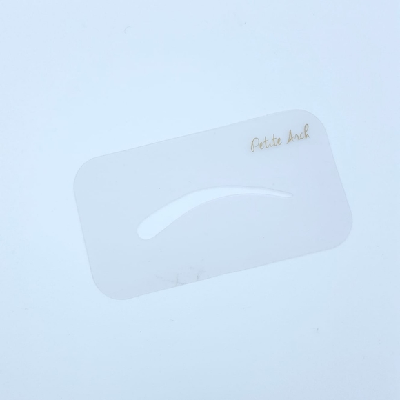 Everything you Need For Your Perfect Eyebrow In 1 - Picture 10 of 10